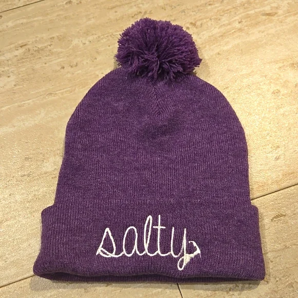 NWT The Salty Collection Heather Purple "Salty" Pom Beanie - Picture 1 of 7